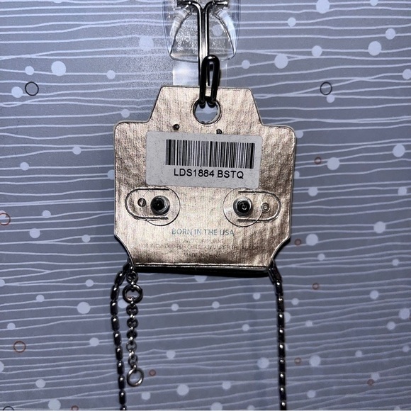 Mia Collection Tassel Turquoise Rhinestone Necklace Pearl Earrings Set - Picture 6 of 6